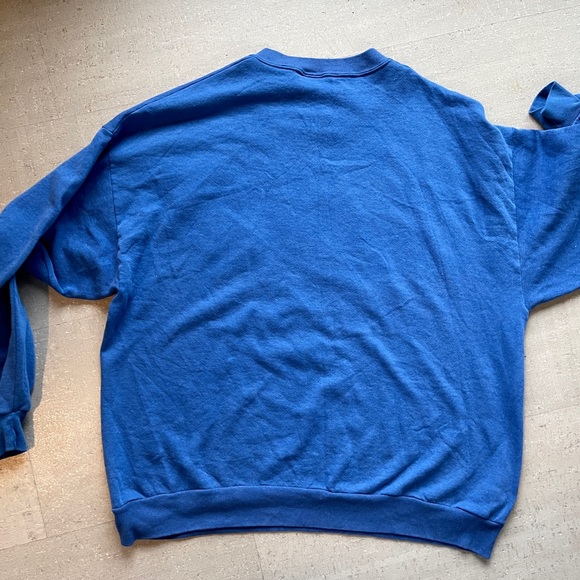 Vintage Sweatshirt Blue Geometric Floral Design Size Medium - Picture 2 of 7